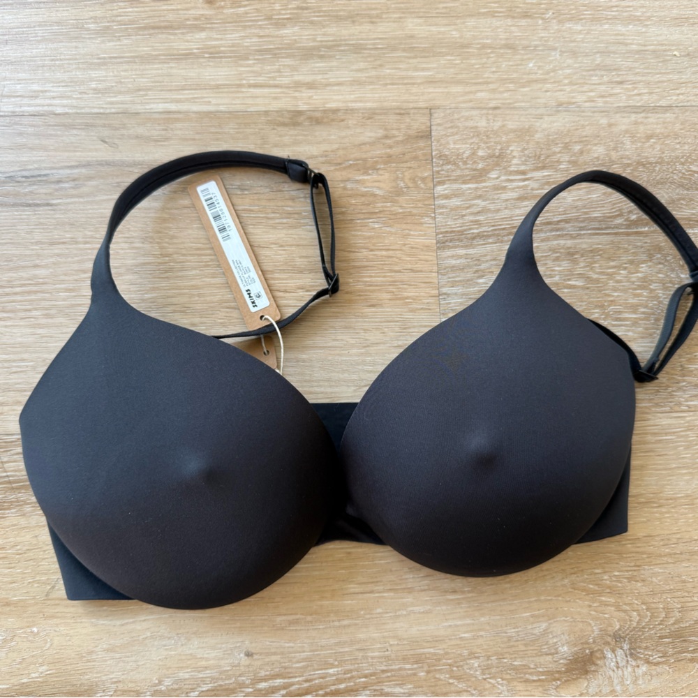SKIMS bra BNWT